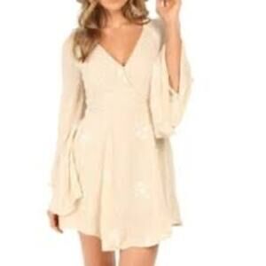 Women's Free People Embroidered Floral Wrap Bell Sleeve Mini Dress Size 6